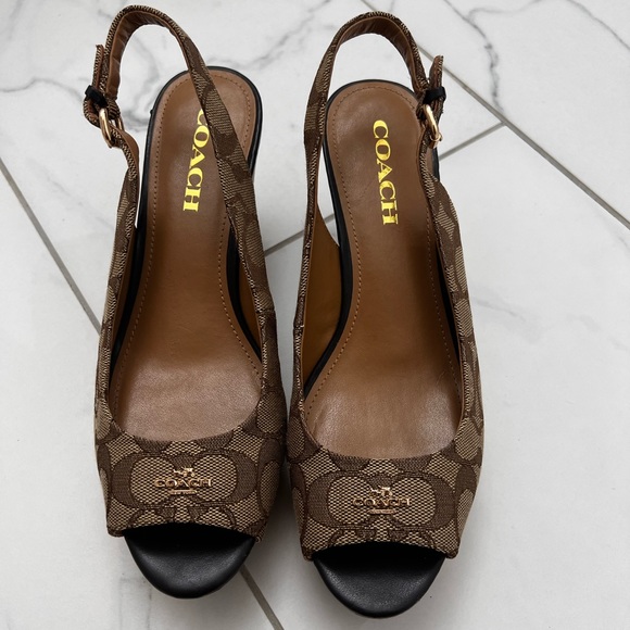 Coach sandals - Picture 6 of 12